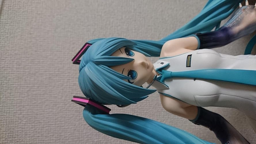 Amazon.co.jp: VOCALOID3 初音ミクV3 1/4スケール PVC製 塗装済み完成